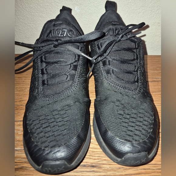 Nike Air Max 270 Youth Size 6 - Picture 2 of 4